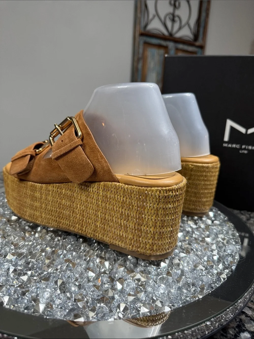 Marc Fisher Palery leather Suede Tan Platform Slide Sandals Buckles Woven sole